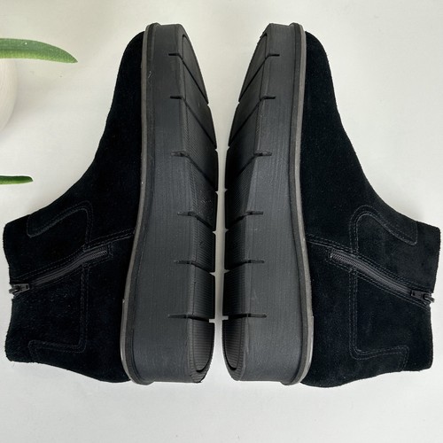 Clarks Collection Black Suede Airabell Style Chunky Wedge Ankle Booties Size 9.5 - Picture 6 of 9