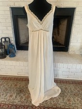 Vtg JC Penney Creamy Long Night Gown Sz L Maxi Romantic Lace Babydoll USA