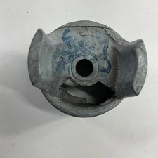 NOS 1963-69 Impala Wagon Tailgate Crank Handle Clutch 9702916   t2