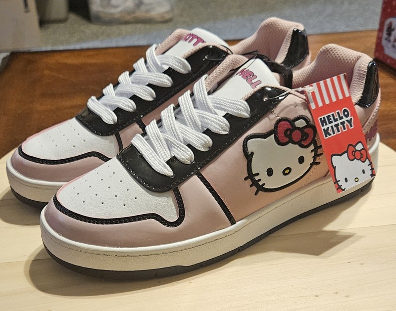 Hello Kitty Pink Tennishoes By Sanrio Women's Size 10