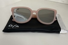 QUAY AUSTRALIA Paradiso Sunglasses Pink NEW