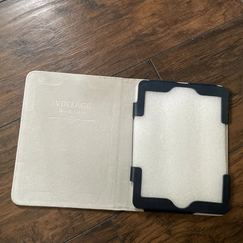 ACdream Navy Blue Folio-Style Case for Nook GlowLight with Magnetic Closure - Image 3 of 4