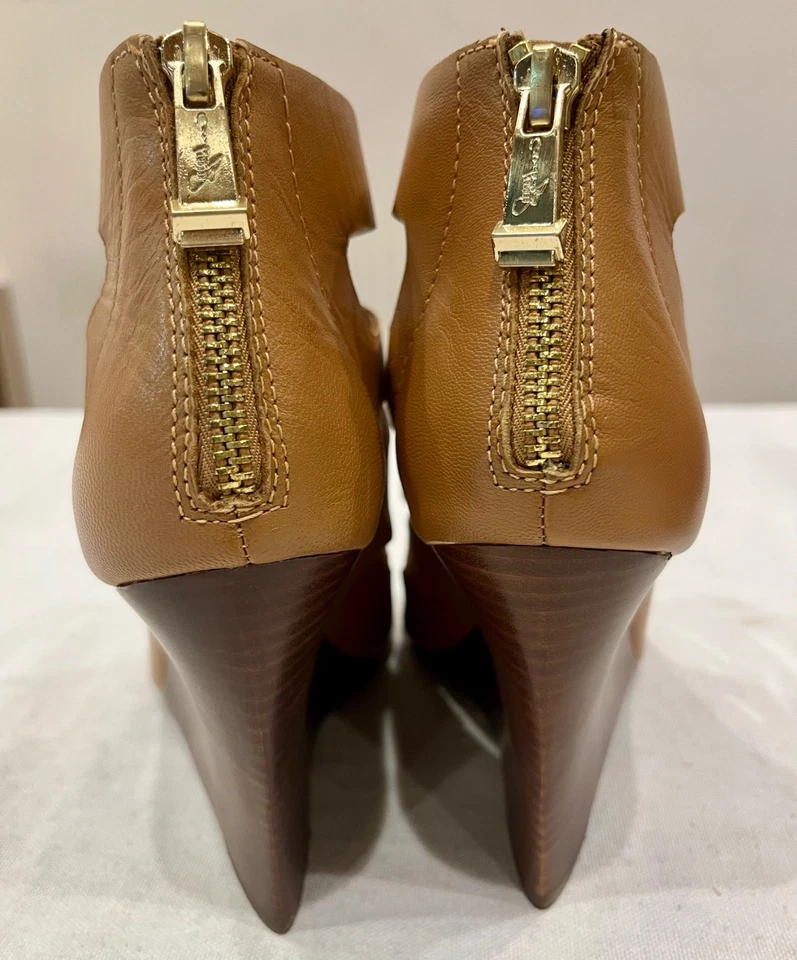 [Usado], Report Signature, Lilly, Equipaje Marrón, Talla 8, CAJA Foto 4 de 4