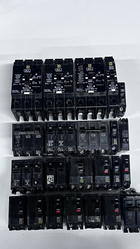 Lot of 23 Square D QO & Homeline Circuit Breakers 20A 30A 50A 70A  1/2/3 Pole