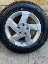2010-2017 MK1 DACIA DUSTER 16" ALLOY WHEEL GENUINE 403002932R TYRE 9MM Dot 2025