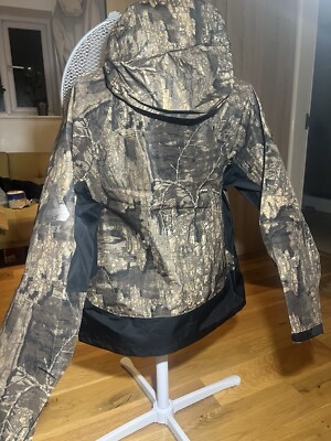 Palace Gore-Tex 3L Real Tree Jacket - BRAND NEW - Medium - Free