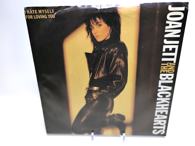 Joan Jett And The Blackhearts – I Hate Myself For Loving You