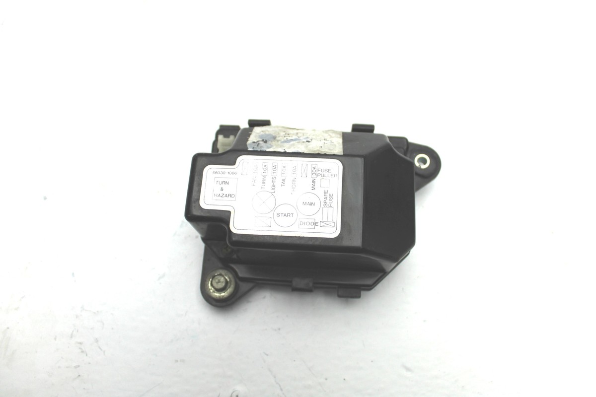 テーブル 1985 KAWASAKI ZX750 GPZ (#422) ELECTRIC CASE JUNCTION RELAY