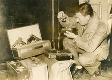 L'attirail des cambrioleurs Suzanne R. et Antoine T. Vintage silver print,