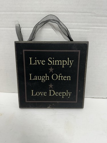 Inspirational Wall Art - Wooden Sign “live Simply * Laugh Often * Love Deeply” - Picture 1 of 5