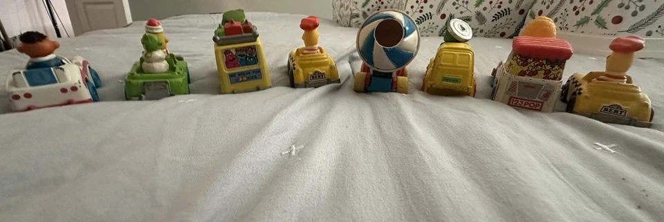 Lote De Coches De Metal Die-Cast Plaza Sésamo De Colección - Juego De 8 Muppets y Personajes Raro!!!!! Foto 3 de 3