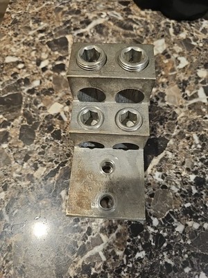 K22A36U-2 Burndy Mechanical Lug Electrical Terminal Connector 600kcmil
