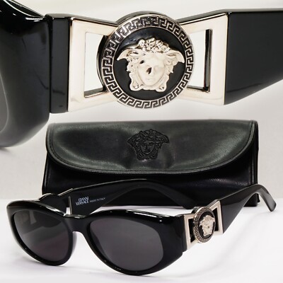 GIANI VERSACE sunglasses y2k メデューサ ブラック Gianni Versace Medusa Sunglasses with case gold hardware COL 852