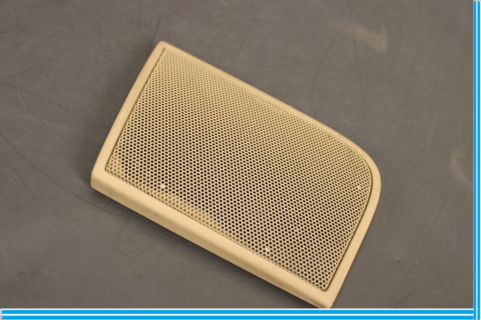 Bentley Continental 2006-2011 Rear Right Tweeter cover grille