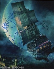 Levi Miller Joe Wright Garrett Hedlund Pan Autographed Signed 8x10 Photo COA 