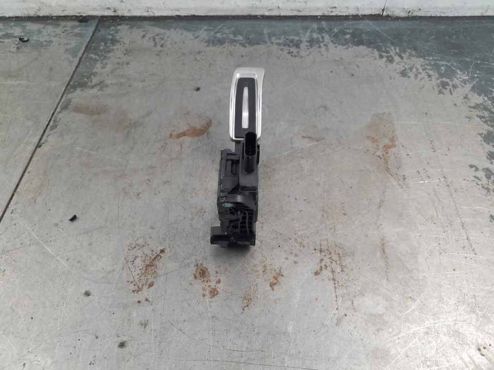 2013 Audi S4 Quattro B8 Throttle Pedal #5394 J7 - Image 4 of 4