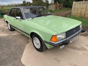 FORD-GRANADA-2-8-GHIA-CLASSIC-COLLECTORS-SHOW-CAR-RARE-SUPERB-MK2