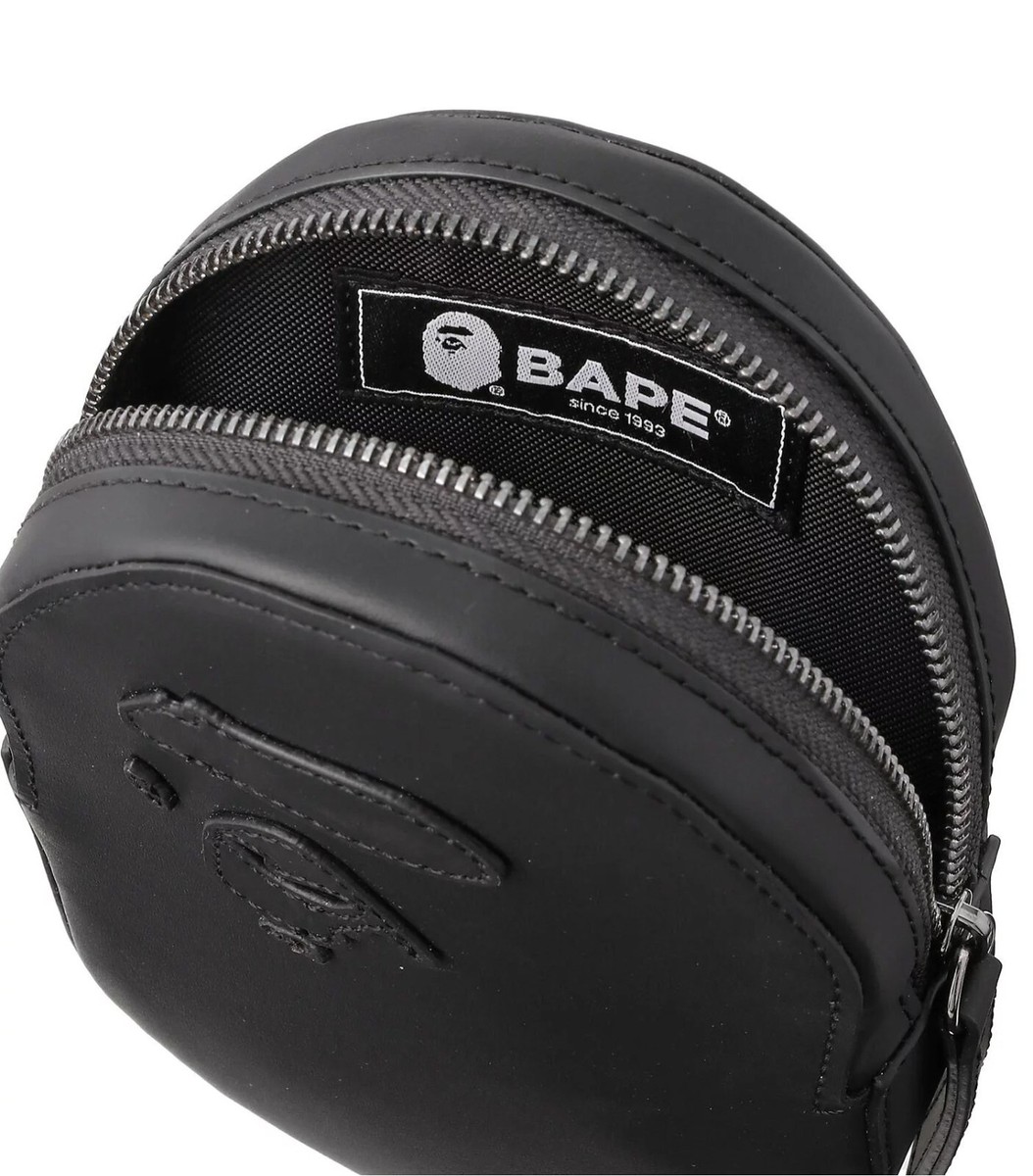 希少！A BATHING APE　LEATHER 　TAG BAG TAG A BATHING APE® Ape Head Shoulder Bag | Bape official website