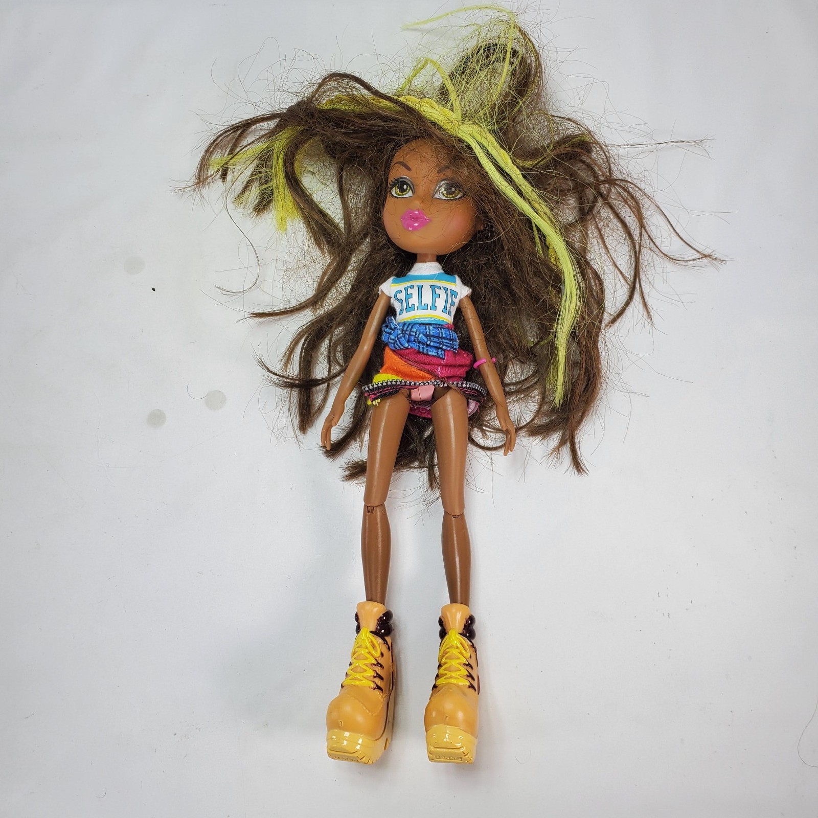Bratz Selfie Snaps SASHA Bunny Boo Fashion Glam Doll 2015