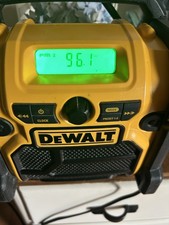 DEWALT DCR018 AM/FM Portable Work Radio Digital Display USB Port Headphone Jack