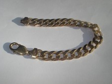 FULLY HALLMARKED HEAVY WEIGHT 9ct GOLD CURB BRACELET - 28.7 GRAMS