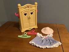 Fisher-Price Briarberry Bear Wardrobe Armoire, Dress, Hangers and Hat
