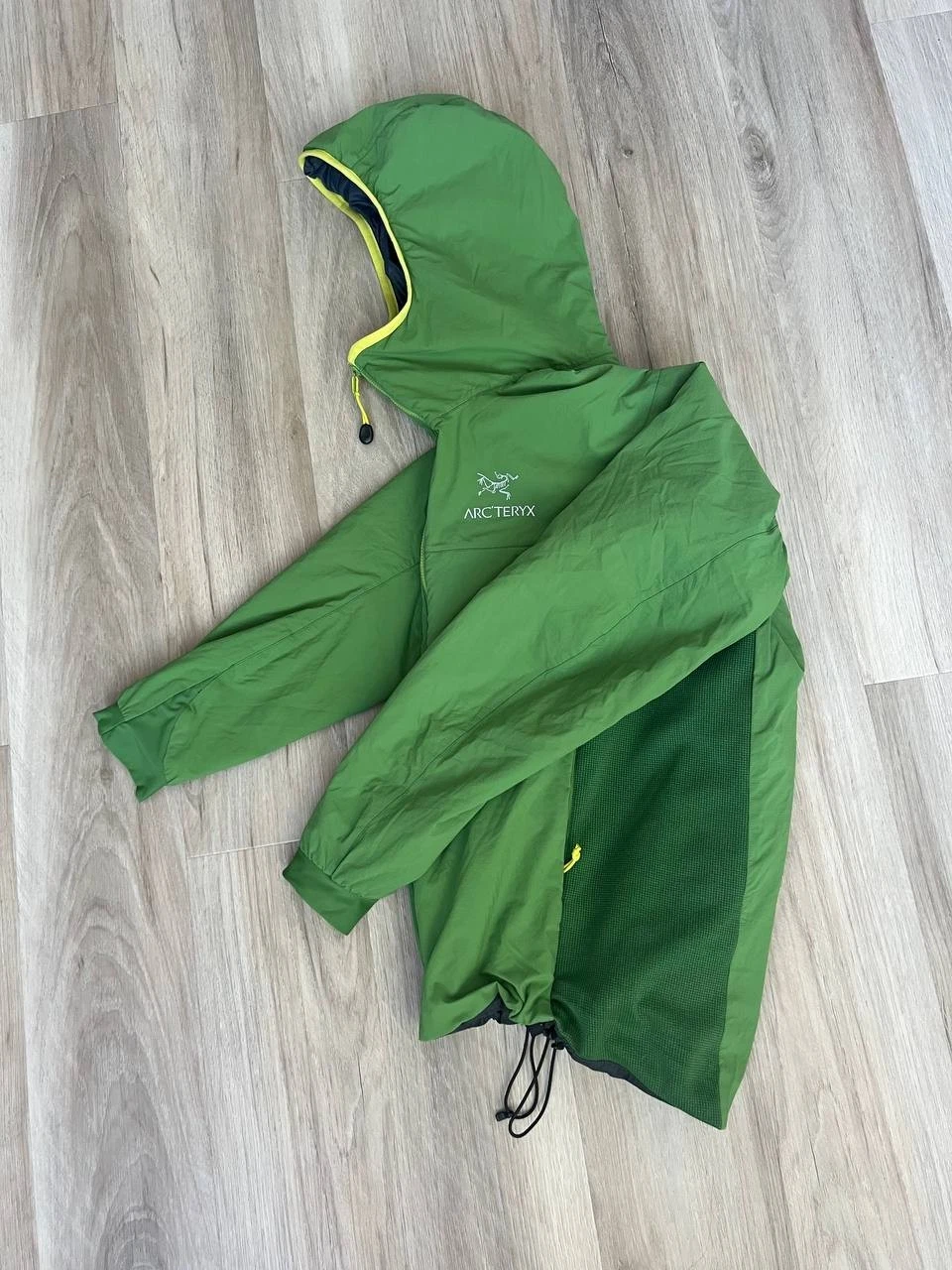 Men’s Arcteryx Atom LT Hoody Jacket Nylon Outdoor Trekking Size S