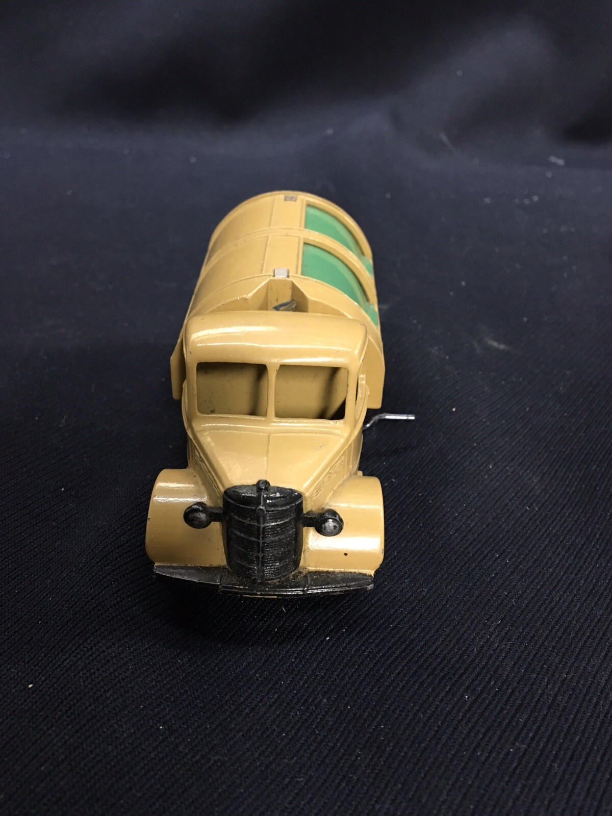 Picture 4 of 6