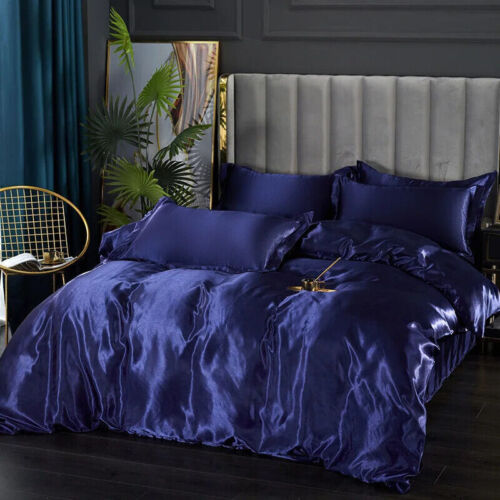 Bed Sheet and Pill Luxurious Nordic Ice Silk Bedding Set with Duvet Cover - Picture 15 of 17