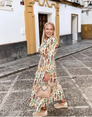 Robe Zara Moyenne à Motif Aztèque - Multicolore, Coupe Shift, Occasion Très Bon état