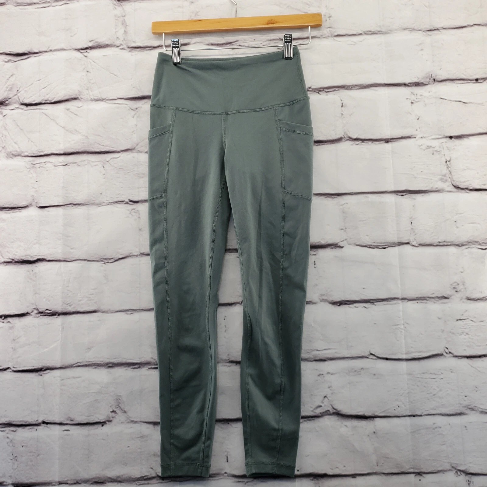 yogalicious side pockets pull on 7/8 length athletic leggings