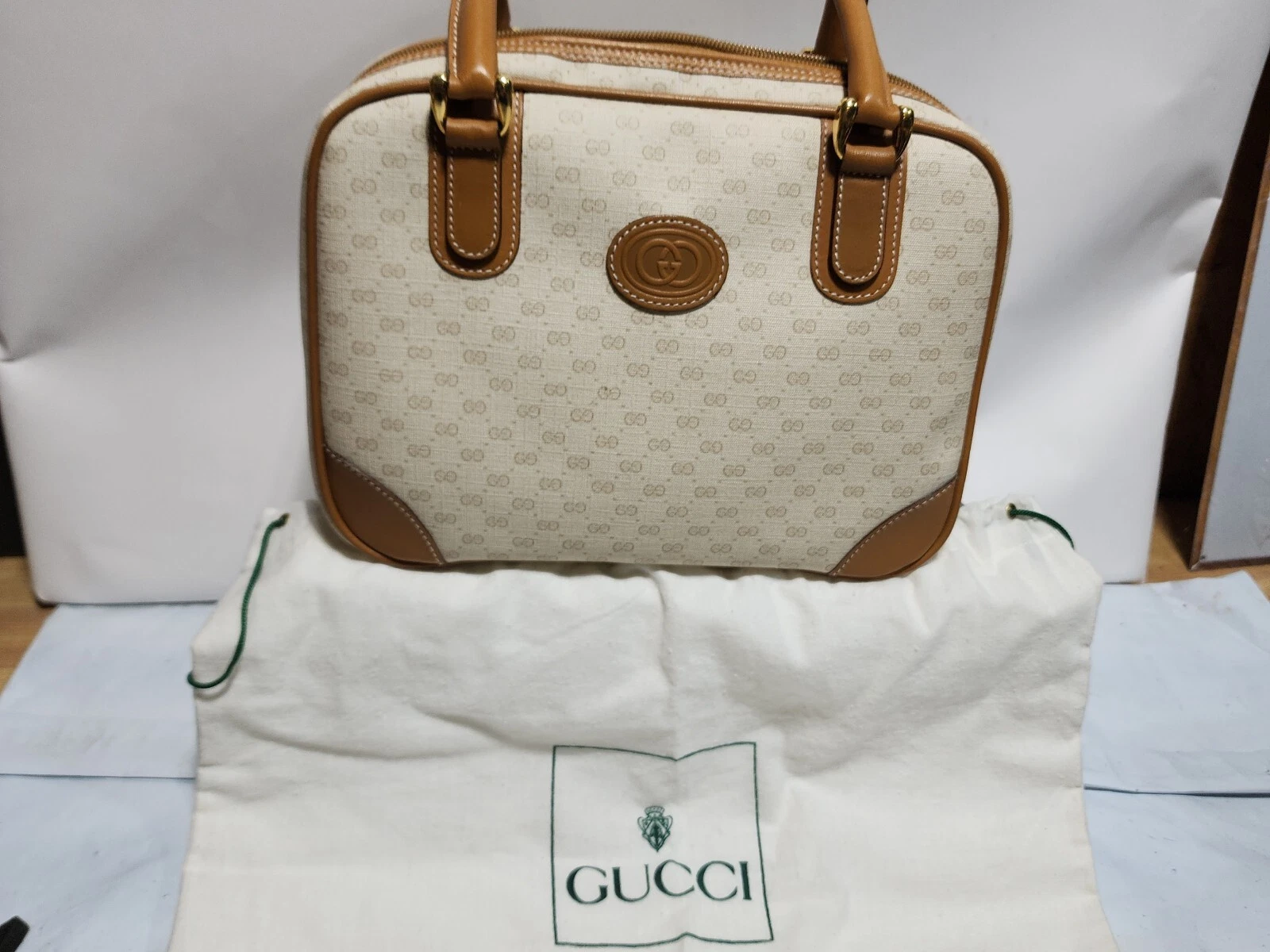Sac à main vintage GUCCI Micro GG Signature beige toile sac à main avec couvercle anti poussière COA 