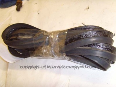 Subaru Forester mk1 2.0T EJ20 97-02 NSR LH Heck Viertel Glas Scheibe Dichtung