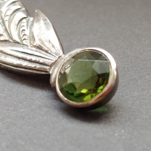 Old Silver Brooch P. Aecker Handmade 835 Silver Presumably with Peridot - Picture 4 of 11