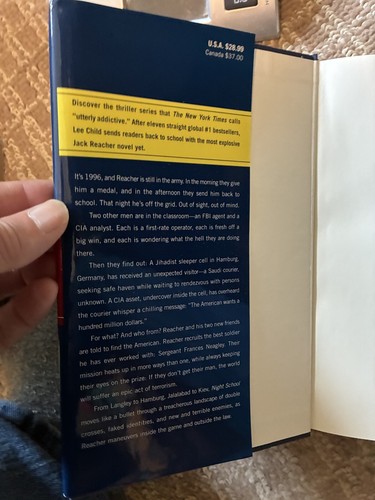 Night School by Lee Child A Jack Reacher Novel HCDJ1st signed 2016 - Picture 2 of 5