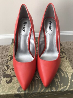 Womens Lime Light Heart Breaker pump heels orange colored size 8.5m new in box