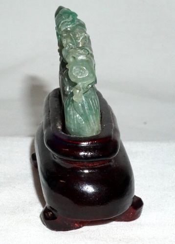 Vintage Chinese Jadeite Jade Monkey & Peach Motif Carving on Stand (InS) - Picture 6 of 21