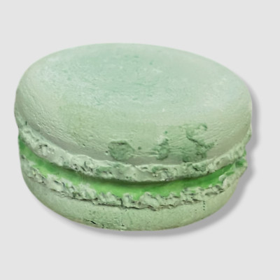 Twee 12 Pc. Handmade Sidewalk Chalk Deluxe Macaron Set - 3+