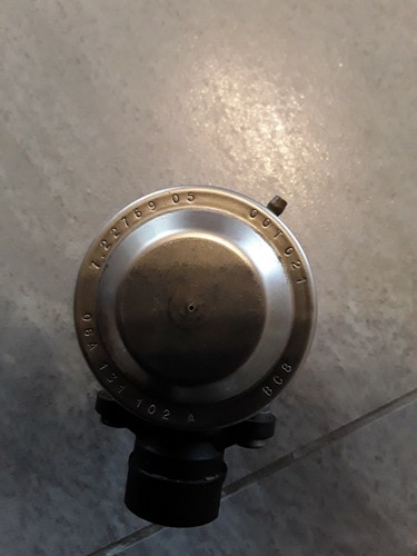 Audi TT 8n Sekundärventil 06A131102A