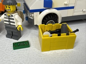 LEGO CITY: Prisoner Transport (7286) Complete - Missing Some Stickers