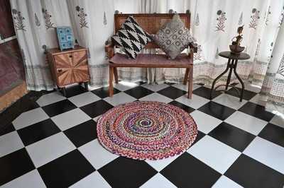Rugmoda Jute Multicolor Braided 3x3 ft Round Living Room Area Rug