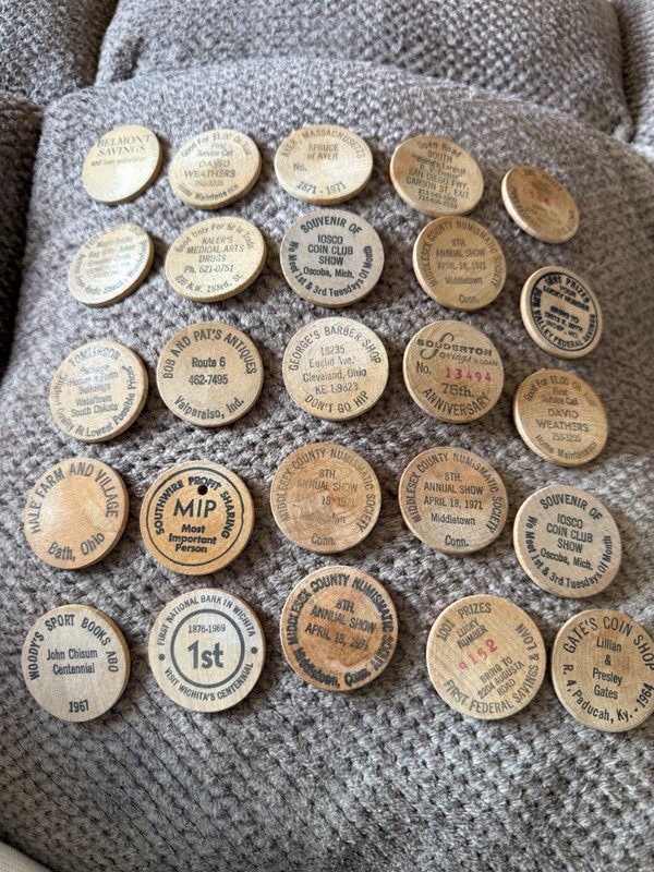 Vintage 25 wood nickels