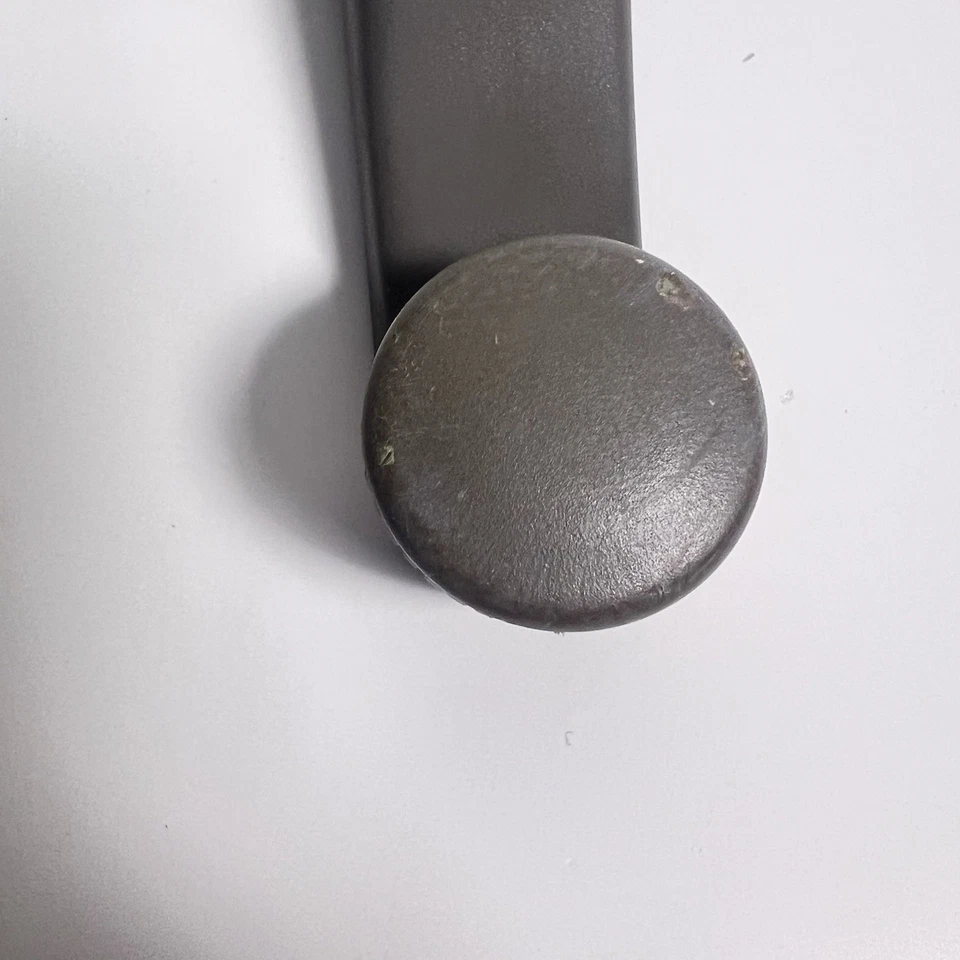 98-02 大众甲壳虫右前窗曲柄手柄手册 1H0837581D — 第 2/4 张图片