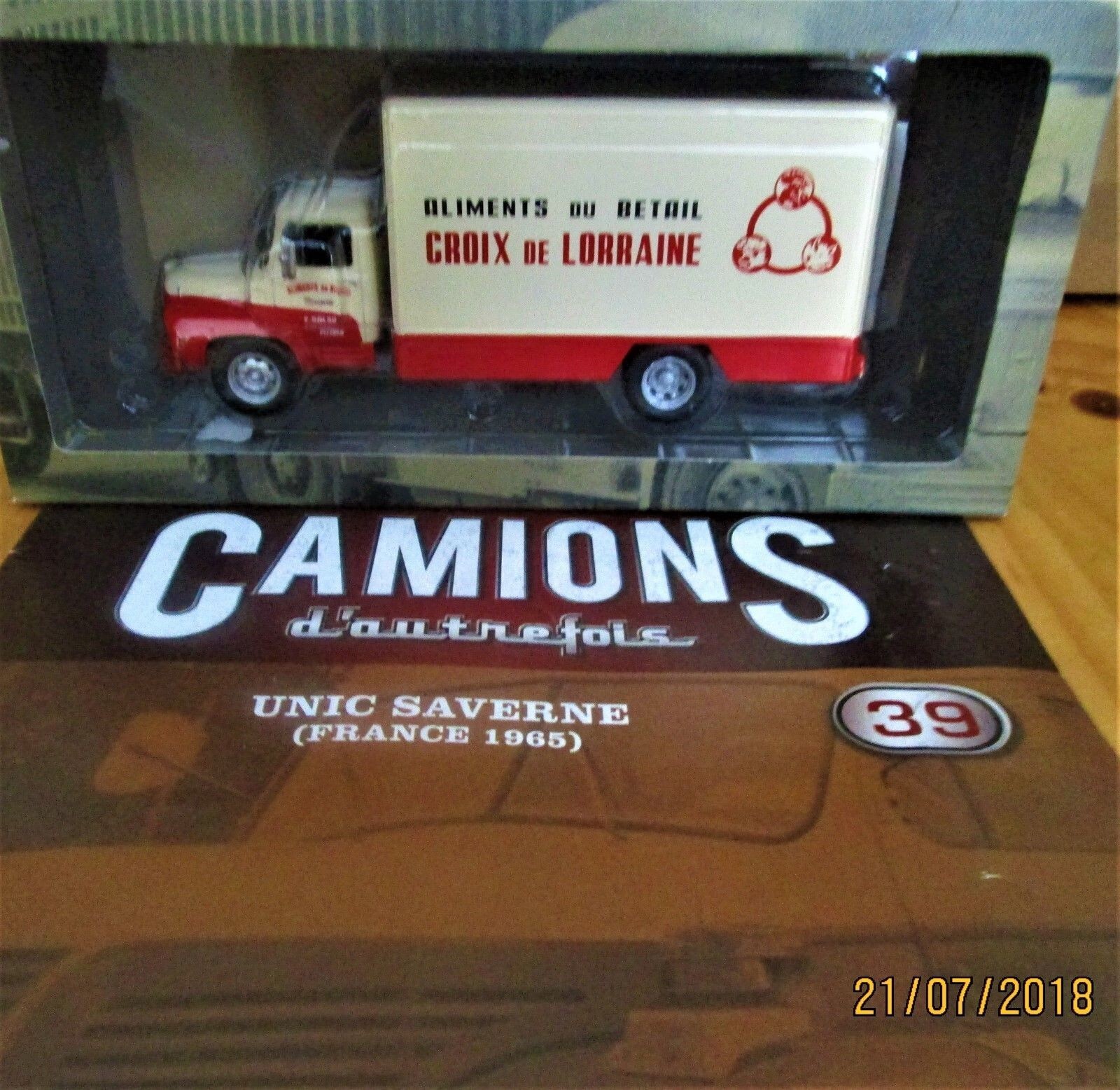 Camion Unic MZ 36 Saverne Croix de Lorraine 1965 Ixo Altaya 39 Neuf
