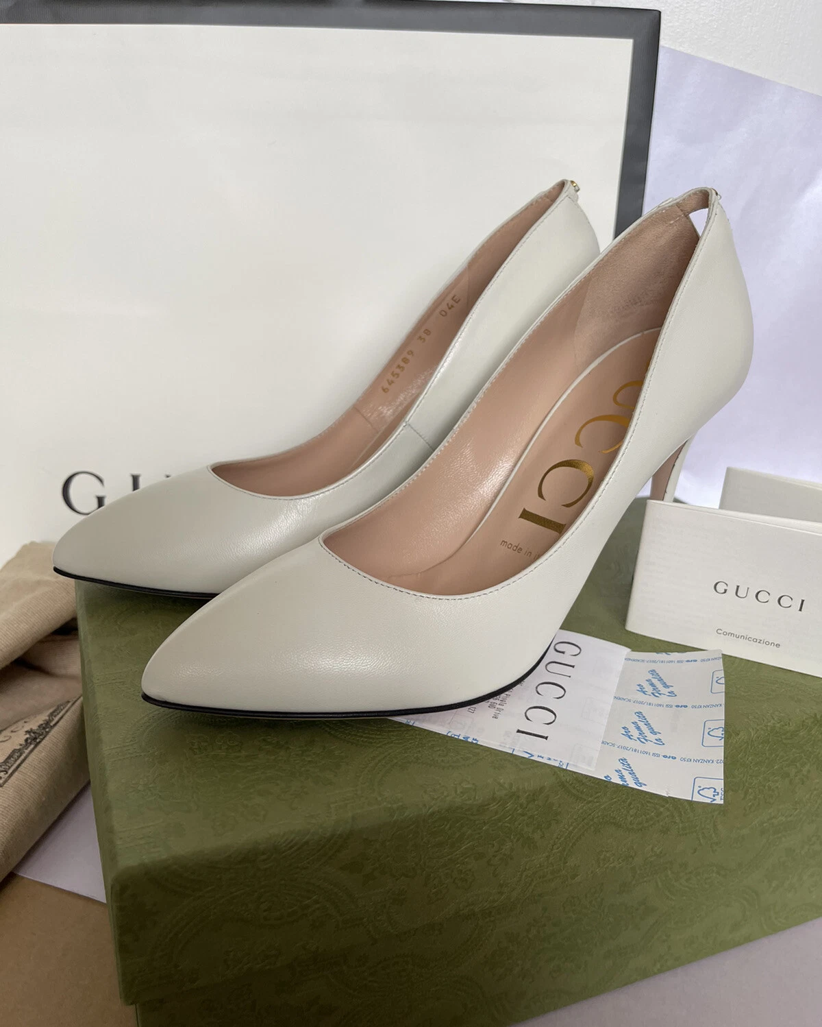 Escarpins supérieurs 100 % authentiques en cuir verni blanc poussiéreux chaussures taille Royaume Uni 38 ❤️