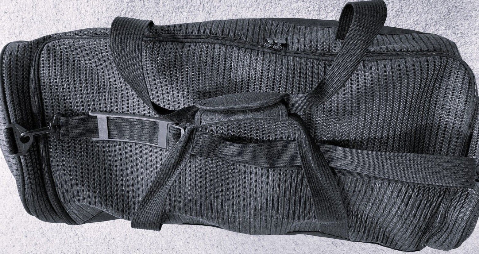 NEW Herman Miller Knoll Aeron Pellicle Fabric Mesh Black Rolling Duffle