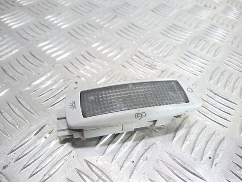 Volkswagen Golf IV 1998 Fondbeleuchtung 3B0947291 UST69534