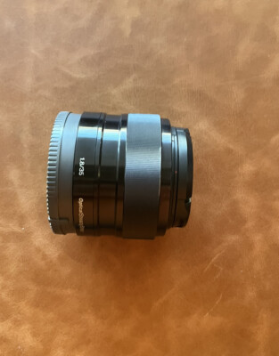 Sony SEL 35mm F/1.8 OSS Lens