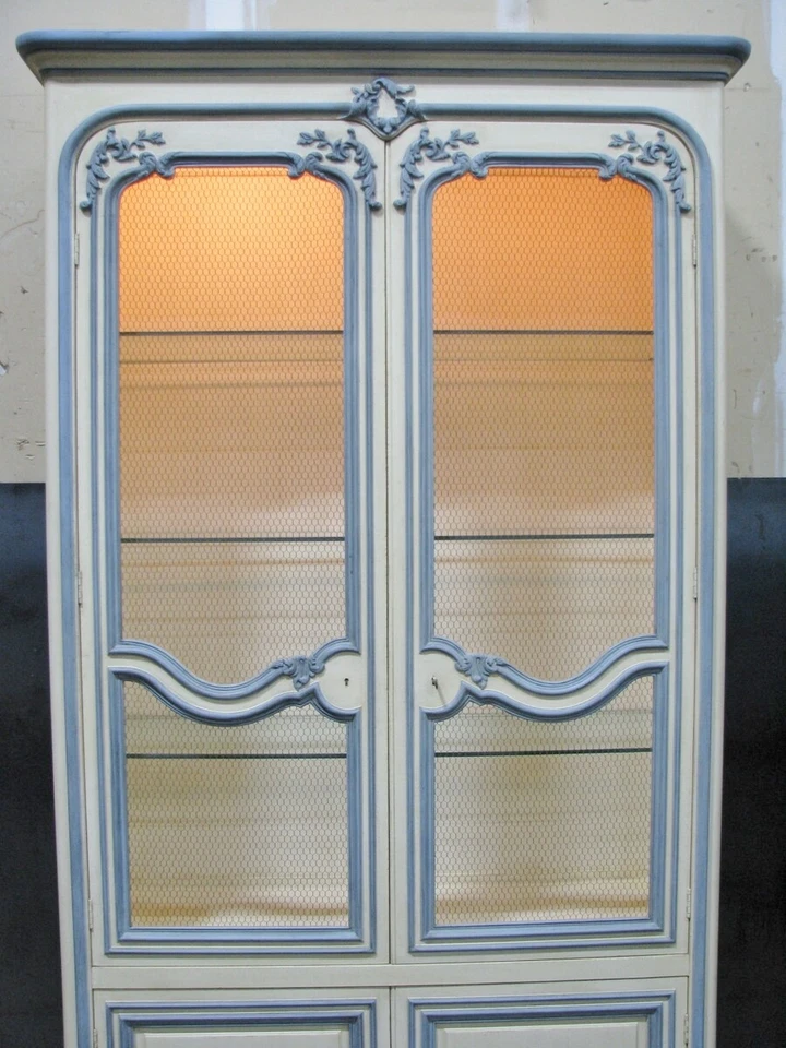 Muebles de panadero vintage pintados Luis XV estilo provincial exhibición Mfg. #3858,5 Foto 3 de 4