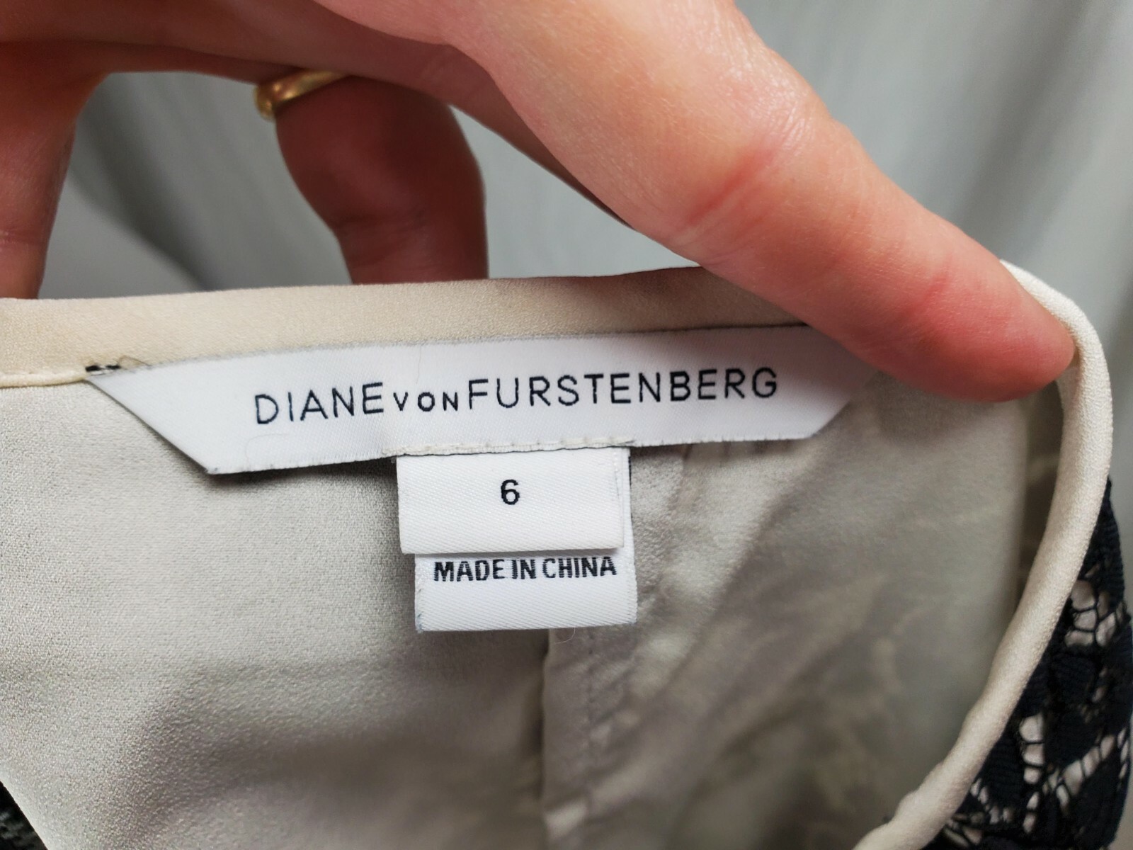 Diane Von Furstenberg Scotia Pencil Skirt Sz 6 Black Ivory Lace Knee Length VEUC image 5